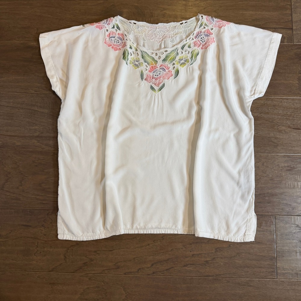 Jane Ashley Vintage White Floral Embroidered Blouse Rayon XL Short‎ Sleeve
